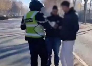 Nuk kalojnë te vizat e bardha, policia nis gjobat ndaj këmbësorëve/ Sa ndëshkohesh…