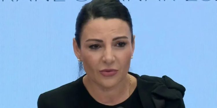 Lajmi që gëzon çdo Shqiptar! Balluku: Fluturimet nga “aeroporti i Vlorës” nisin më…