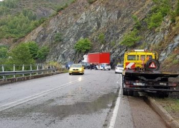 Eksperti rrugor e zbulon: Kujdes! Kjo është rruga më e rrezikshme në Shqipëri…