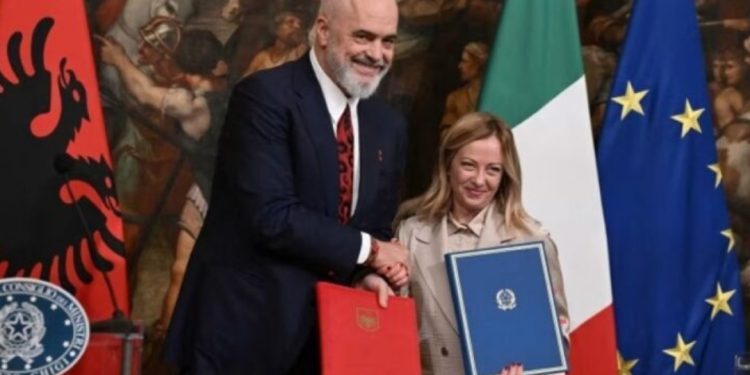Parlamenti italian miraton marrëveshjen Rama-Meloni për…