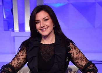 Berishën s’e ndjek më njeri! Floriana Garo fajëson popullin: S’keni ndergjegje…