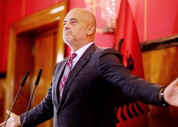 Firmoset marrëveshja e Shqipërisë me dy shtete të tjera! Nga 1 marsi ndodh ndryshimi…