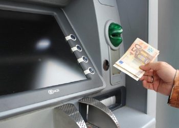 “Mund t’ju vjedhin llogarinë bankare”, Eksperti ngre alarmin: Kujdes nga celulari…