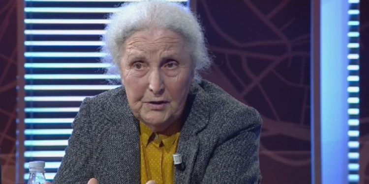 Shkencëtarja që qetësoi shqiptarët pas tërmetit rrëfen me nostalgji fëmijërinë dhe…