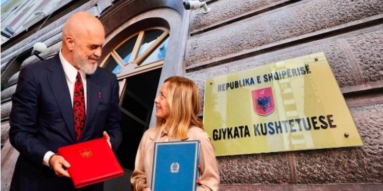 LAJM I FUNDIT – Marrëveshja me Italinë për emigrantët, Kushtetuesja merr vendim “final”…