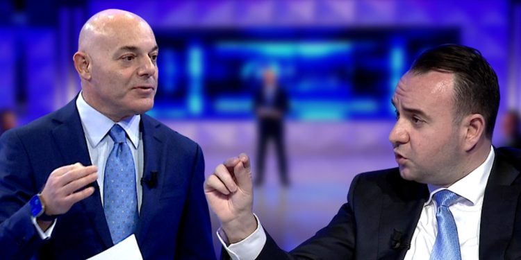 Fevziu nxehet me Çunin e Fahri Balliut: Po ça ka ndodhur more, se më luajtët mendsh…