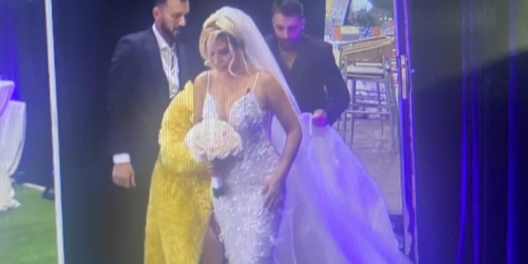 Teksa shkon drejt Altarit me fustan nusërie, Ilnisa pëson një incident