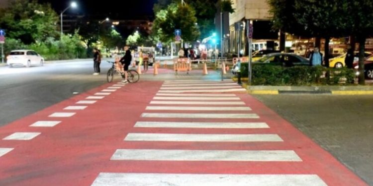 Gjoba nuk “tremb” këmbësorët, vazhdojnë shkeljet/ Policia ndryshon “skemën”, pritet që…