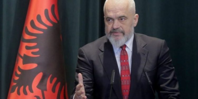 Situata e tensionuar në Kosovë/ Reagon kryeministri Rama: Duhet që…