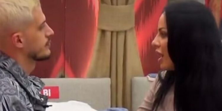 “Ik mos të të shikoj më…”/ Çfarë po ndodh?! Ndahen Bardhi dhe Sara…