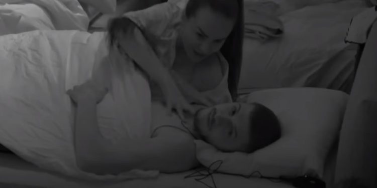 Degjeneron BBV/ Bardhi eksitohet me Sarën, Meri koment epik: Kur të ngrefet shko…