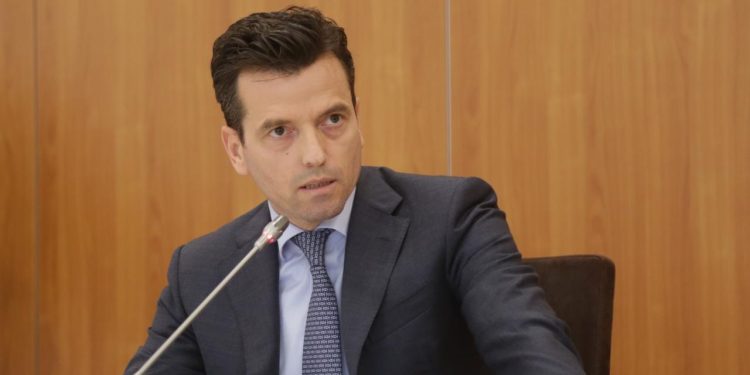 “Braktisi” PD-në/ Agron Shehaj njofton krijimin e një partie të re: Vjen rrjeti ‘Next You’…