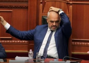 Miratohet ligji për “Lojërat e Fatit”/ Kush janë deputetët e PS që abstenuan…
