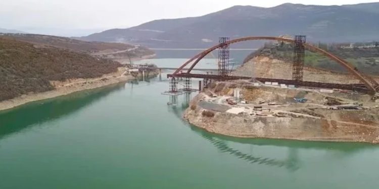 Ura e Kukësit, unike në Ballkan/ Drejt përfundimit investimi 35 milionë euro nga…