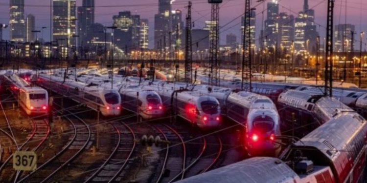 Kur do të udhëtojmë me trena elektrikë në Shqipëri? –Eksperti: Duhen 3-5 vjet që…