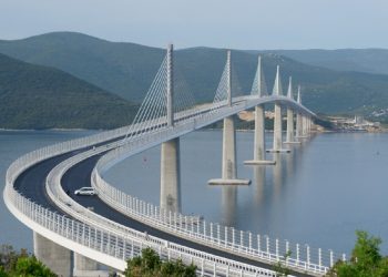 “Shkurton rrugën”/ Gati projekti 20 mln euro! Ura gjigante që lidh Shqipërinë…