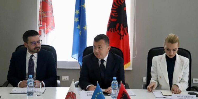 “Po transformohet, sipas standardeve të BE”/ Çfarë paralajmëron Taulant Balla…