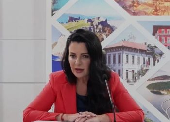 Balluku befason me VENDIMIN: Këtë dosje korruptive, do ta çoj vetë në SPAK…