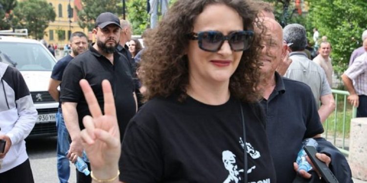 Malltezi në krye të PD? Deputeti i PD i del kundër: Ajo është “Non Grata”, nuk…