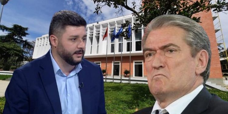 Gazetari i Syri TV: Rama ka humbur 7 pikë përballë Berishës! Ja lajmi i madh i sondazhit….