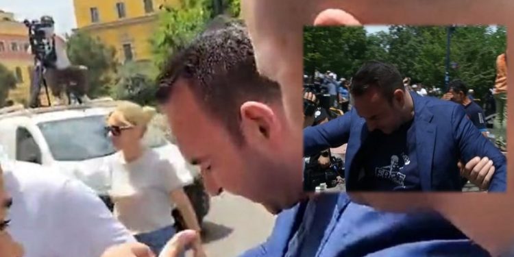 Protesta shkon keq! Dëmtohet Klevis Balliu, shikoni momentin kur…