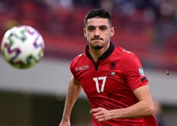 Armando Broja tregon lojtarët me të cilët kuptohet më mirë në Kombëtare