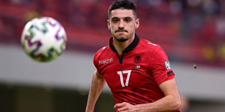 Armando Broja tregon lojtarët me të cilët kuptohet më mirë në Kombëtare