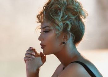 Ditë zie për këngëtaren e njohur shqiptare, humb njeriun e shtrenjtë të familjes