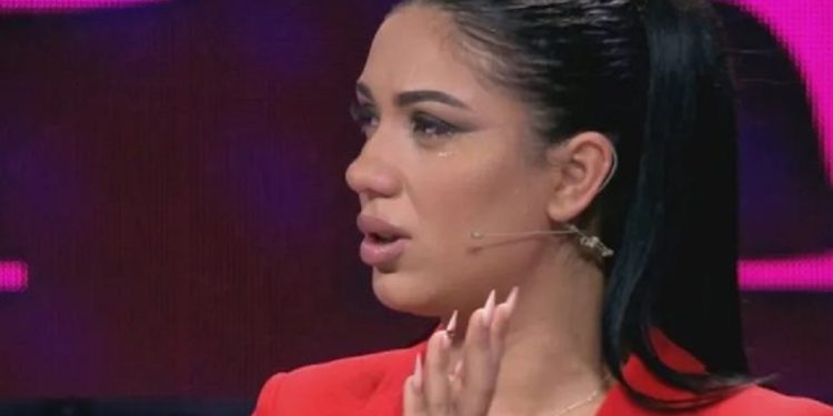 Pas ndarjes nga Gerti/ Saidja e “Për’puthen” ekspozon të pasmet bombastike…