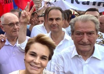 “Besniku” i Berishës HABIT: Do iki nga Tirana! Do banoj në këtë qytet të Shqipërisë…