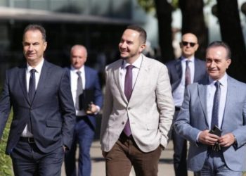 Deputeti i Berishës: E dimë që nuk e rrëzojmë dot Ramën nga pushteti, por sot kemi dalë për…
