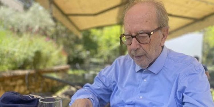 Detaje nga vdekja e Kadaresë/ “E pashë të shtrirë në korridor, është alarmante sesi…