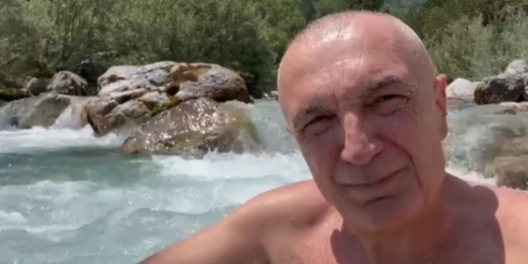 VIDEO/ Ilir Meta gjen “ilaçin” ndaj vapës: Bes Kallaku më nxiti që të hidhem në…
