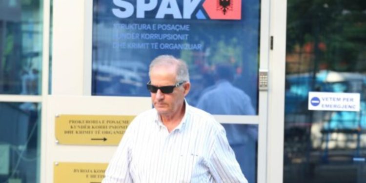 Ish-komandanti i Gardës, Ndrea Prendi pas 3 orësh del nga SPAK-u, ja çfarë thotë…
