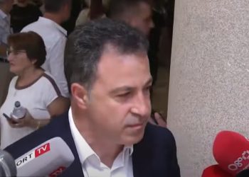 Peleshi thyen heshtjen, komenton shkarkimin si ministër: Nuk isha në dijeni, do…
