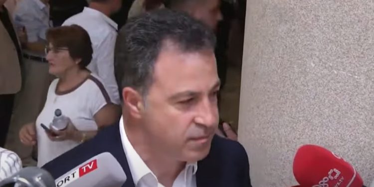 Peleshi thyen heshtjen, komenton shkarkimin si ministër: Nuk isha në dijeni, do…