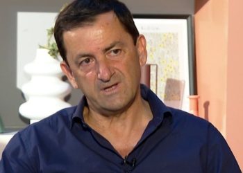 Kërkesa e Belerit për ngritjen e shkollës në gjuhën greke, ja si përgjigjet Vangjel Tavo…