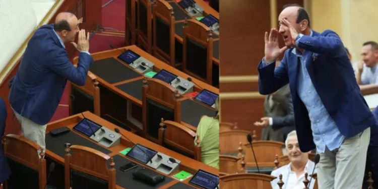 Sula “shpërthen” ndaj opozitës: Nuk mund të vazhdohet më me xhaketa të vjetra…