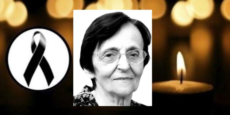 LAJM I TRISHTË/ Jetën ia kushtoi edukimit të brezave, ndërron jetë mësuesja…