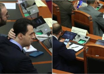 Bardhi ndryshon ulëset në Kuvend, Bashën e sposton në rreshtat e fundit, pranë vetes afron…