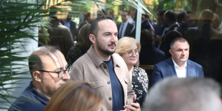 U dënua me 1 vit, çfarë pritet të ndodhë sot me Ervin Salianjin…