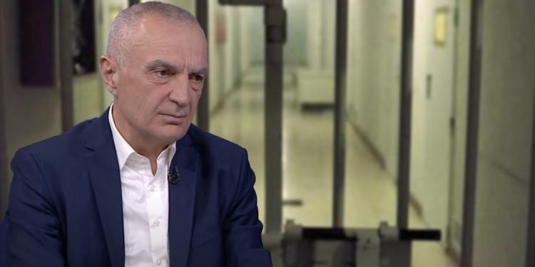 SPAK i jep “Ok”/ Ilir Meta zhvillon takimin e parë me familjarët, ja kush e vizitoi në burg…