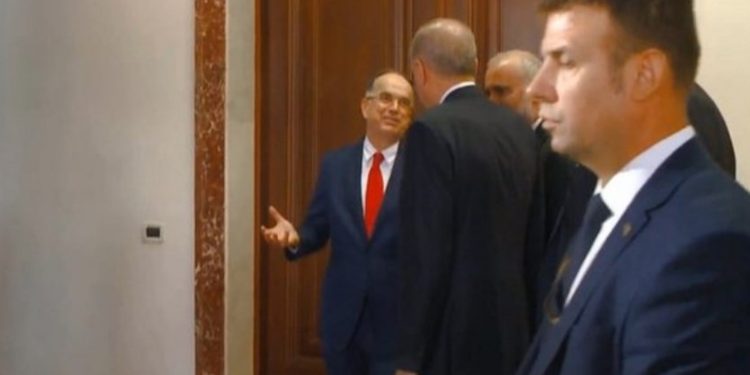 VIDEO/ Begaj i ankohet Erdoganit për Presidencën: I kam kërkuar Ramës një godinë të re…