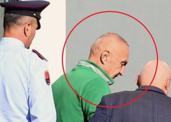Ilir Meta ndryshon qeli, zbulohet kërkesa e ish-presidentit ndaj gardianëve të burgut