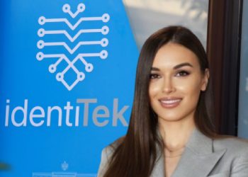 Shkarkimi i Loina Priftit, kush është 32-vjeçarja drejtoresha e re e “Identitek”