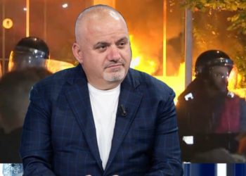Protesta e Berishës/ Artan Hoxha befason: Kjo gjë nuk ka ndodhur as në 97’…