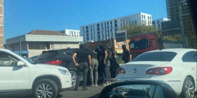PAMJE/ Me maska në kokë, momenti kur Forcat Operacionale arrestojnë Ilir Metën
