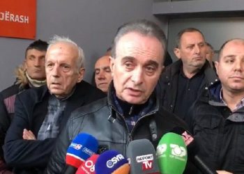 “Tradhtuan” Berishën? Kryebashkiakët e PD pjesë e takimit me Ramën, Baçi: Ata nuk…