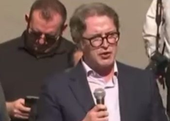Dorëzohet edhe Alizoti: Doktor ndaje mendjen çfarë do bësh, Rama nuk mundet dot me…