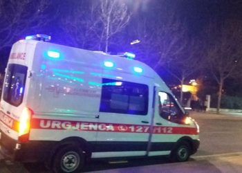 LAJM I FUNDIT/ Vajza e re gjendet e vdekur brenda banesës, çfarë dyshon policia…